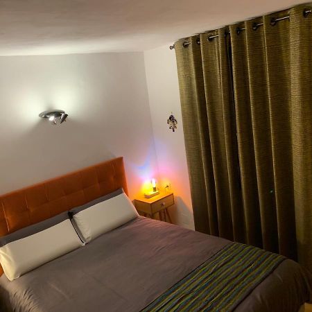 Pila & Bed Montpellier Centre Corum Comedie - Chambre Calme Climatisee - Quiet Air-Conditioned Room מראה חיצוני תמונה
